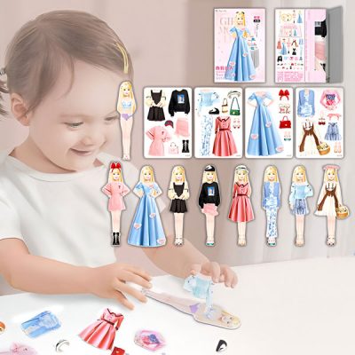 Păpușă magnetică pentru costumizare | MAGDRESSY