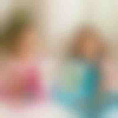 Set artistic cu 208 piese, prevăzut cu șevalet rabatabil | ARTIMASTER